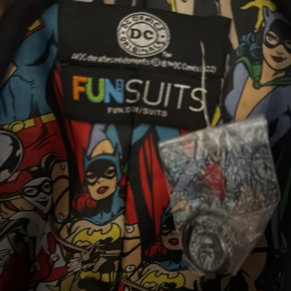 DC Characters Womens Black Blazer - Picture 8 of 8